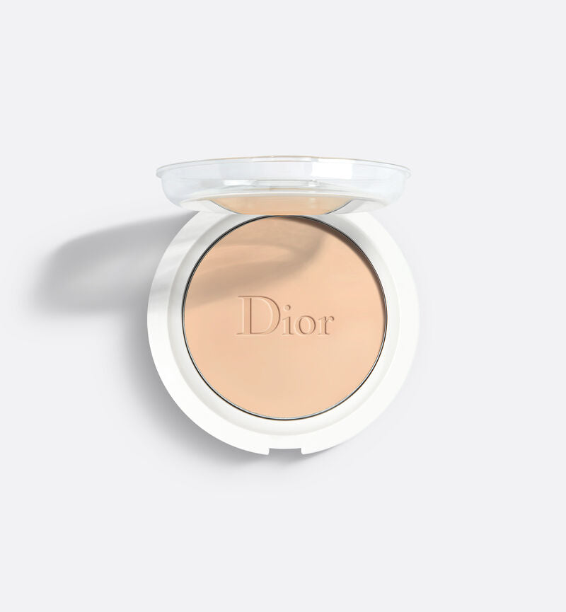 Diorsnow Compact Foundation Refill: Moisture-lock & Brightening