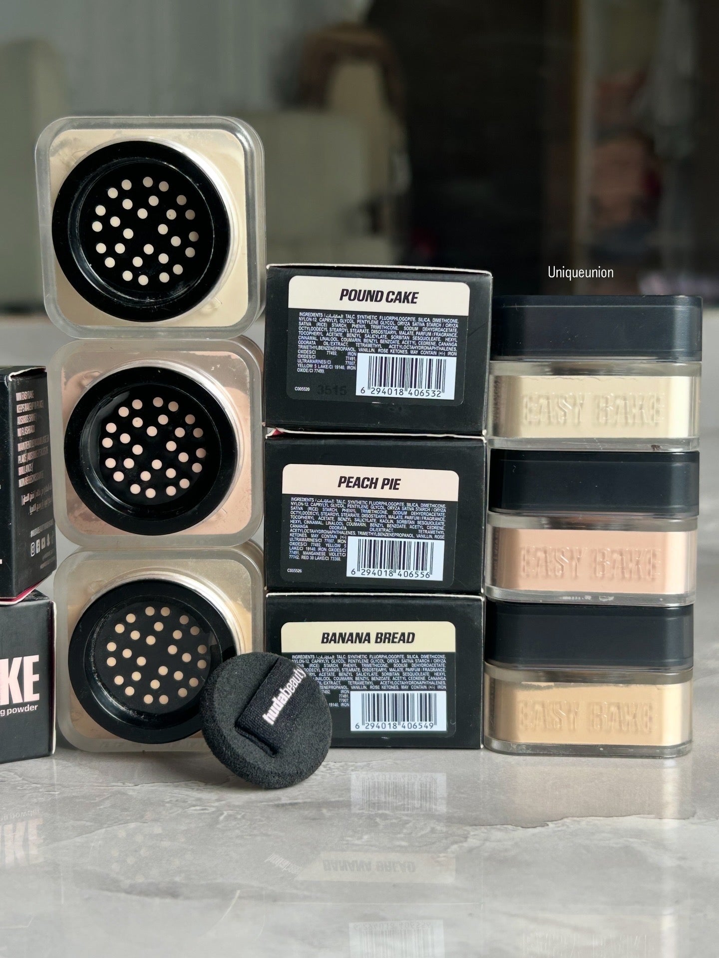 Huda Beauty MINI EASY BAKE LOOSE BAKING & SETTING POWDER