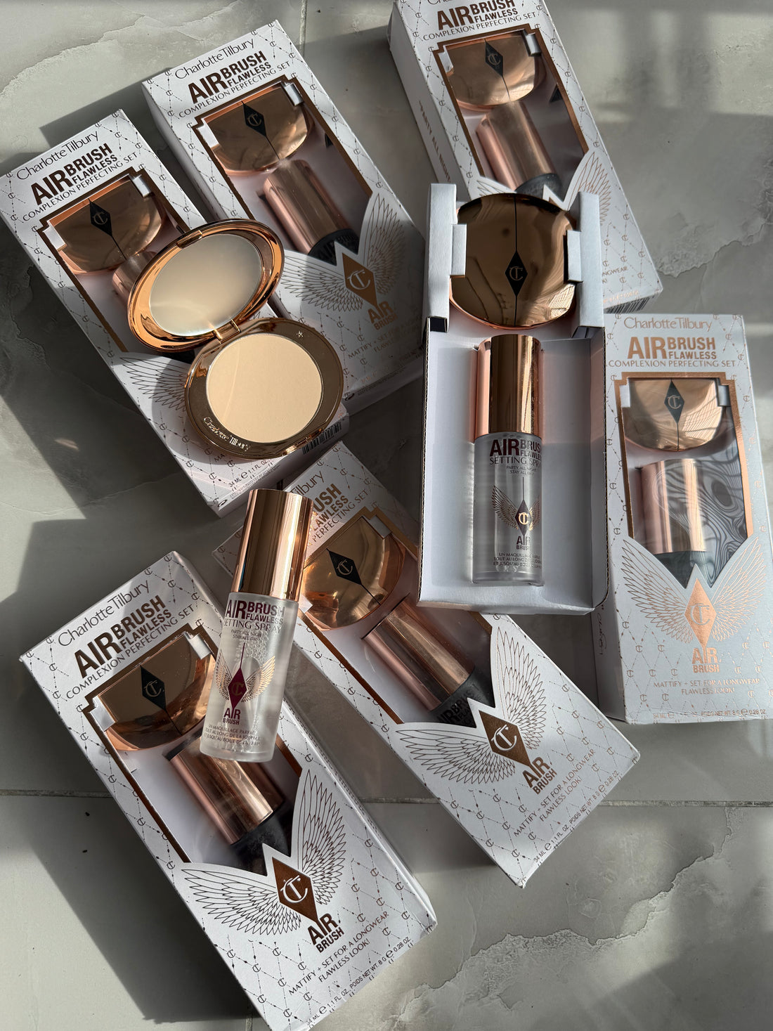 CHARLOTTE TILBURY Airbrush Brightening Flawless Finish Gift Set