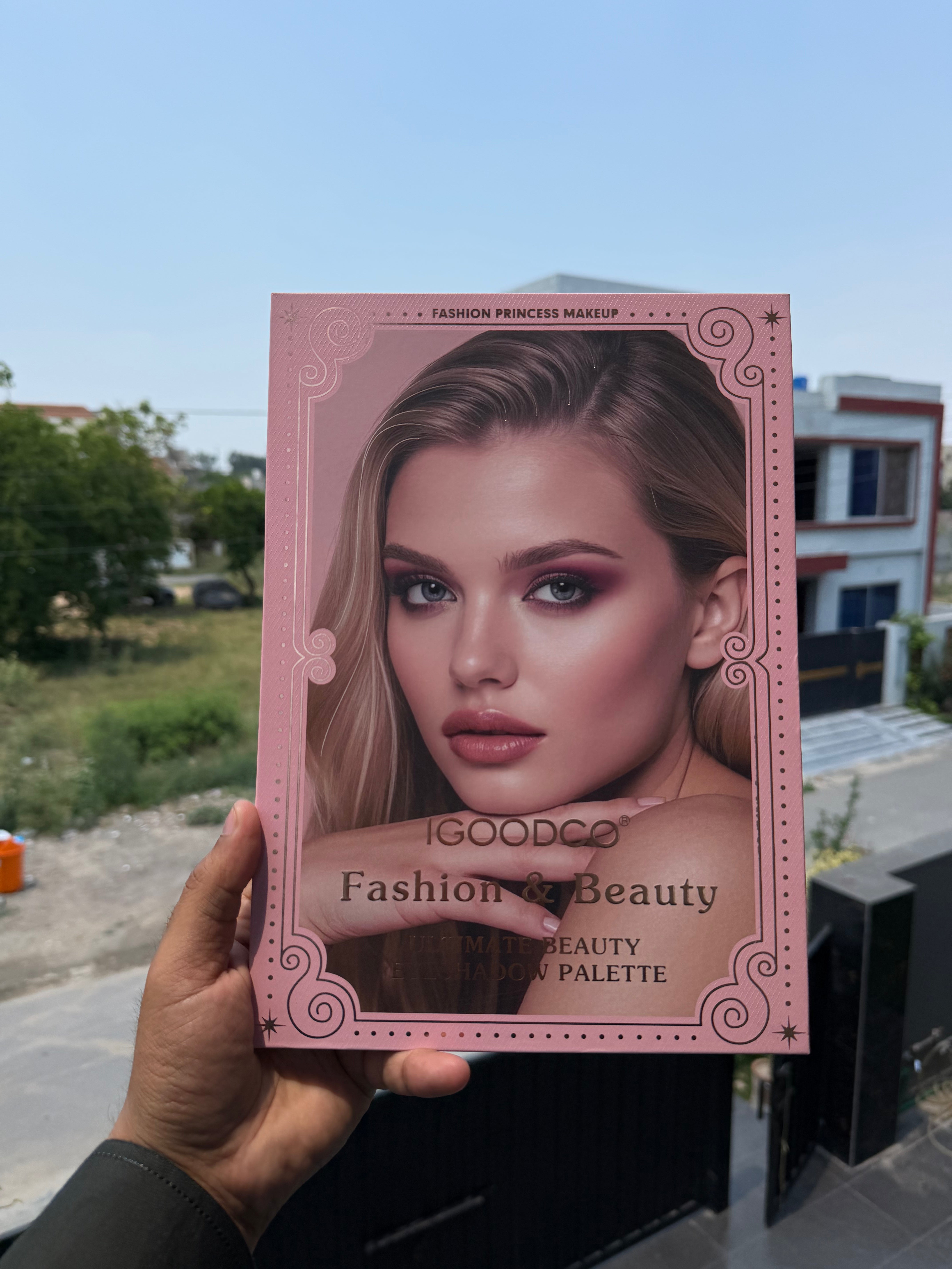 IGOODCO 70 COLOR FASHION EYESHADOW PALETTE