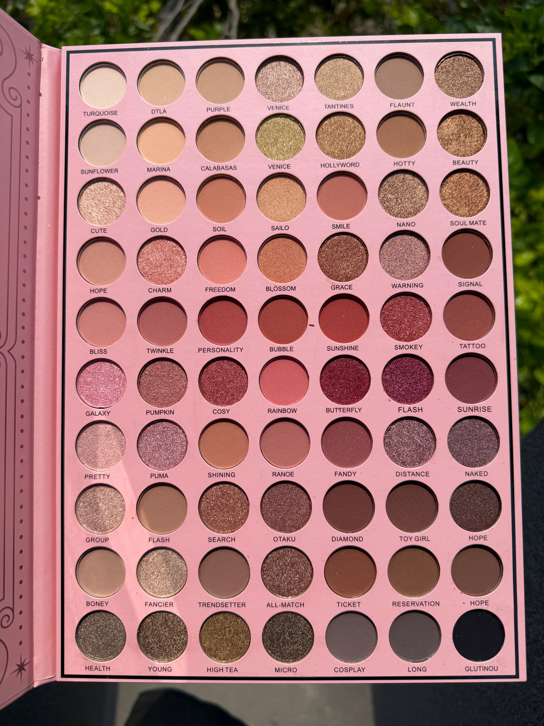 IGOODCO 70 COLOR FASHION EYESHADOW PALETTE