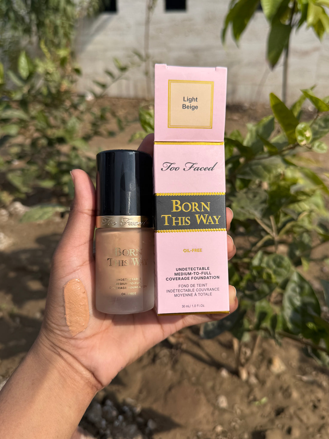 Too Faced Born This Way Foundation Six Shades