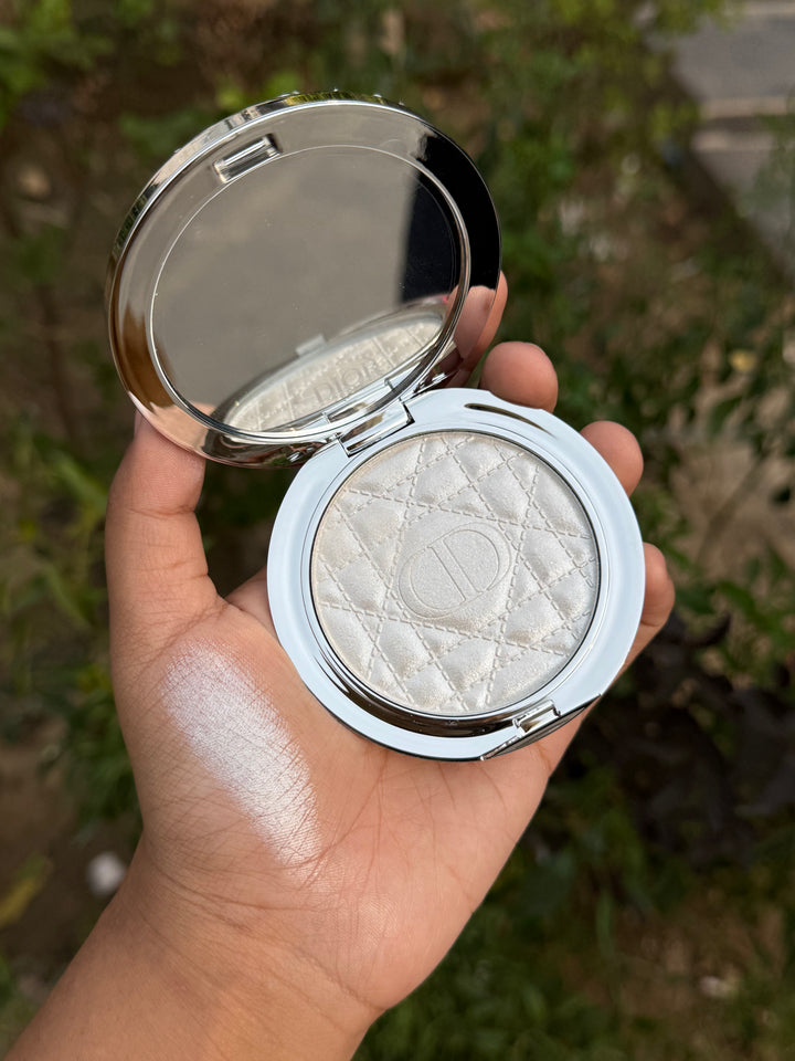 DIOR - Forever Glow Luminizer Highlighter