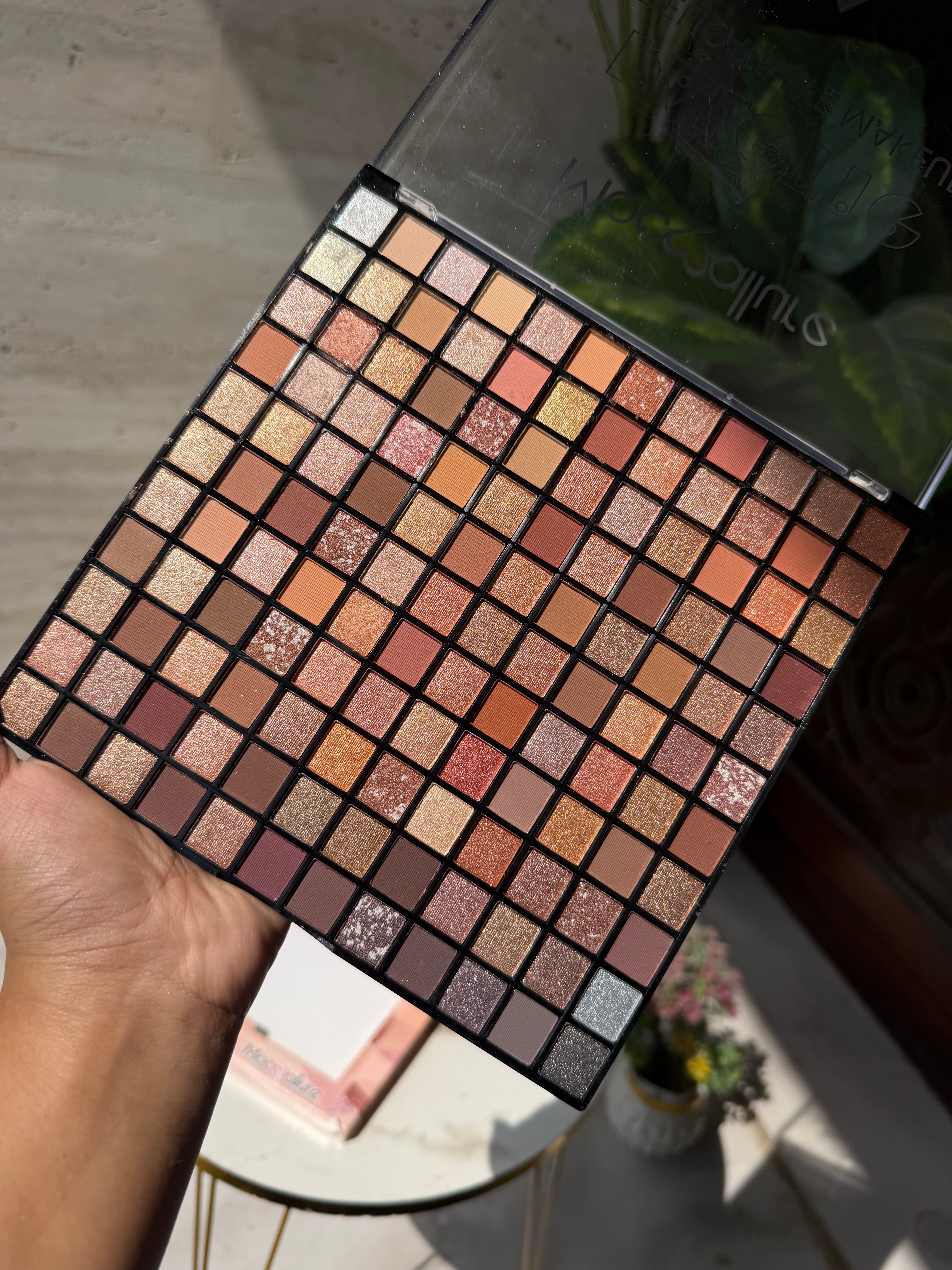 Mocallure delicate eye makeup palette