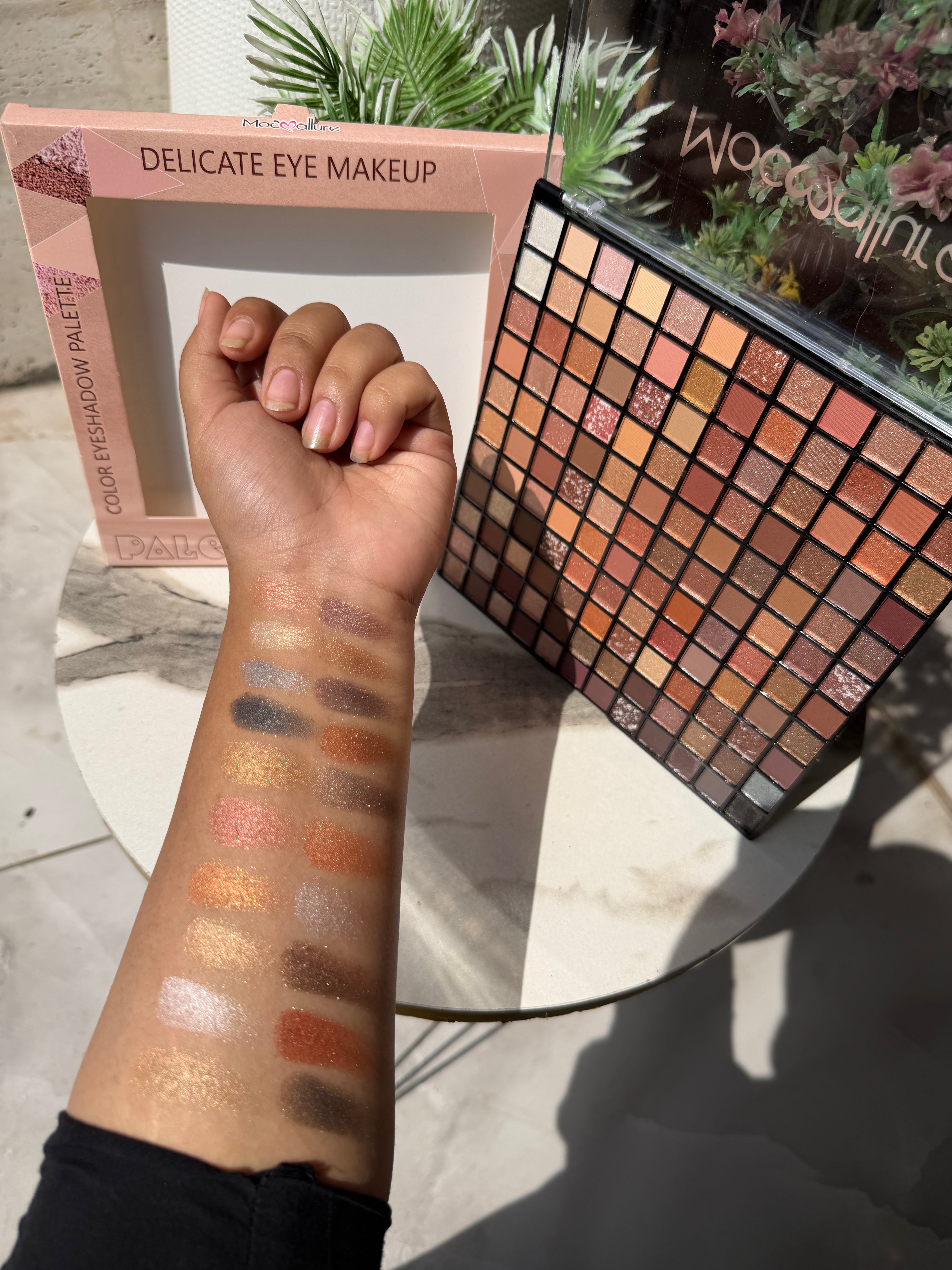 Mocallure delicate eye makeup palette