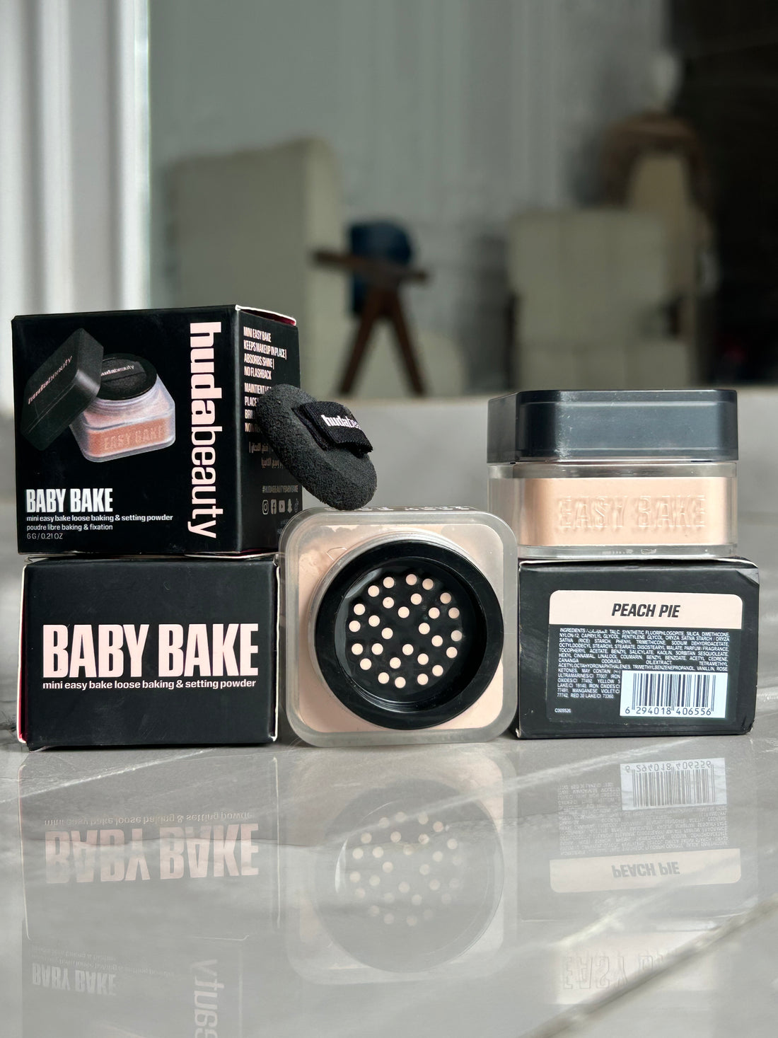 Huda Beauty MINI EASY BAKE LOOSE BAKING & SETTING POWDER