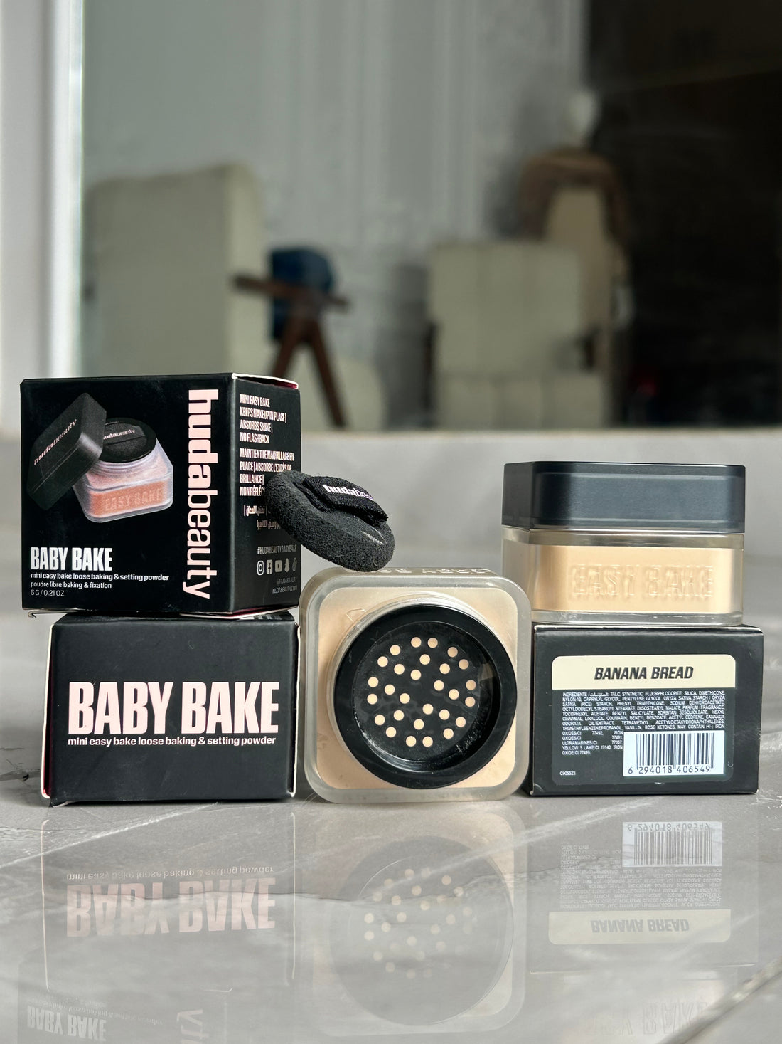 Huda Beauty MINI EASY BAKE LOOSE BAKING & SETTING POWDER