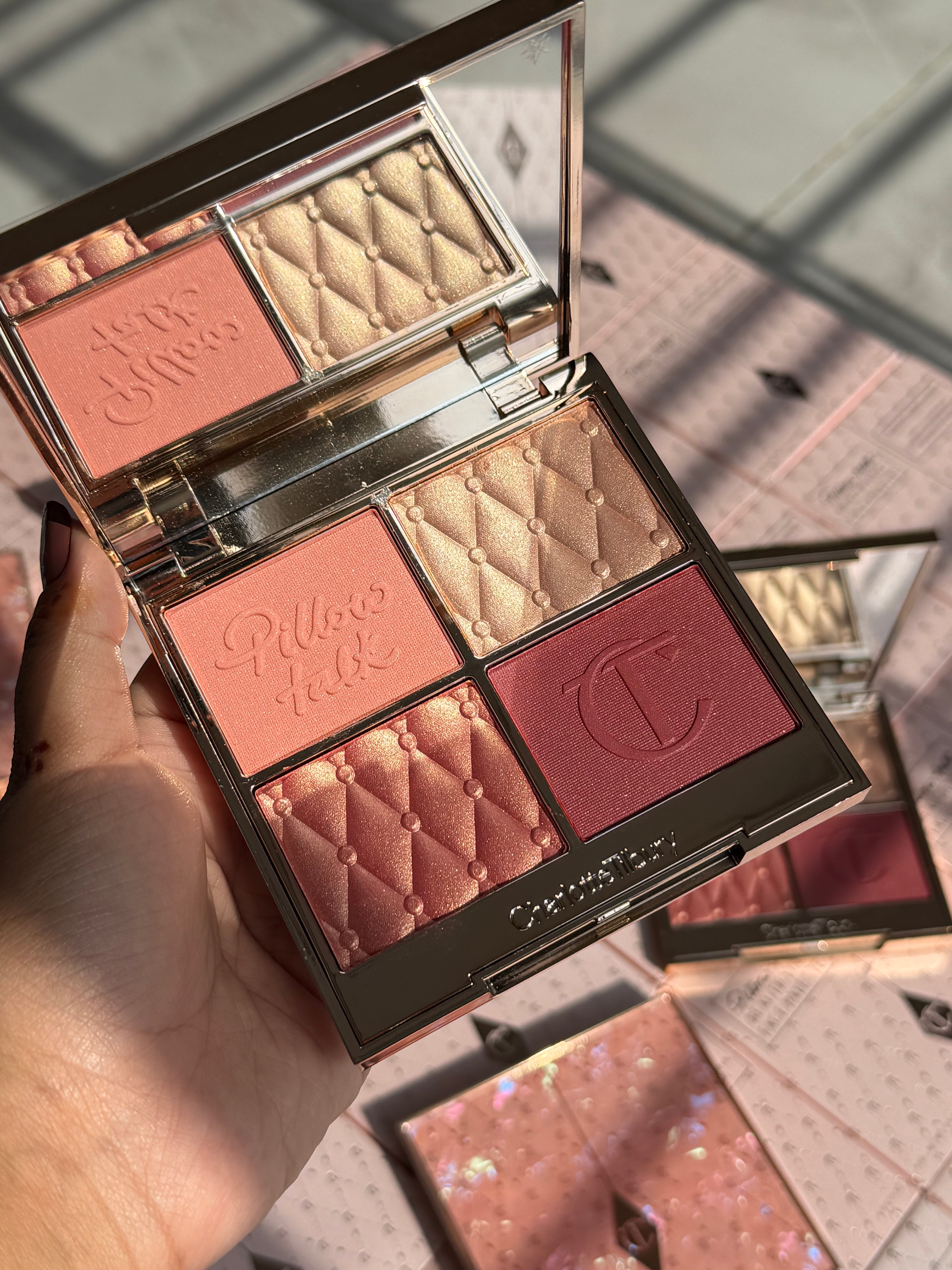 CHARLOTTE TILBURY PILLOW TALK BEAUTIFYING FACE PALETTE