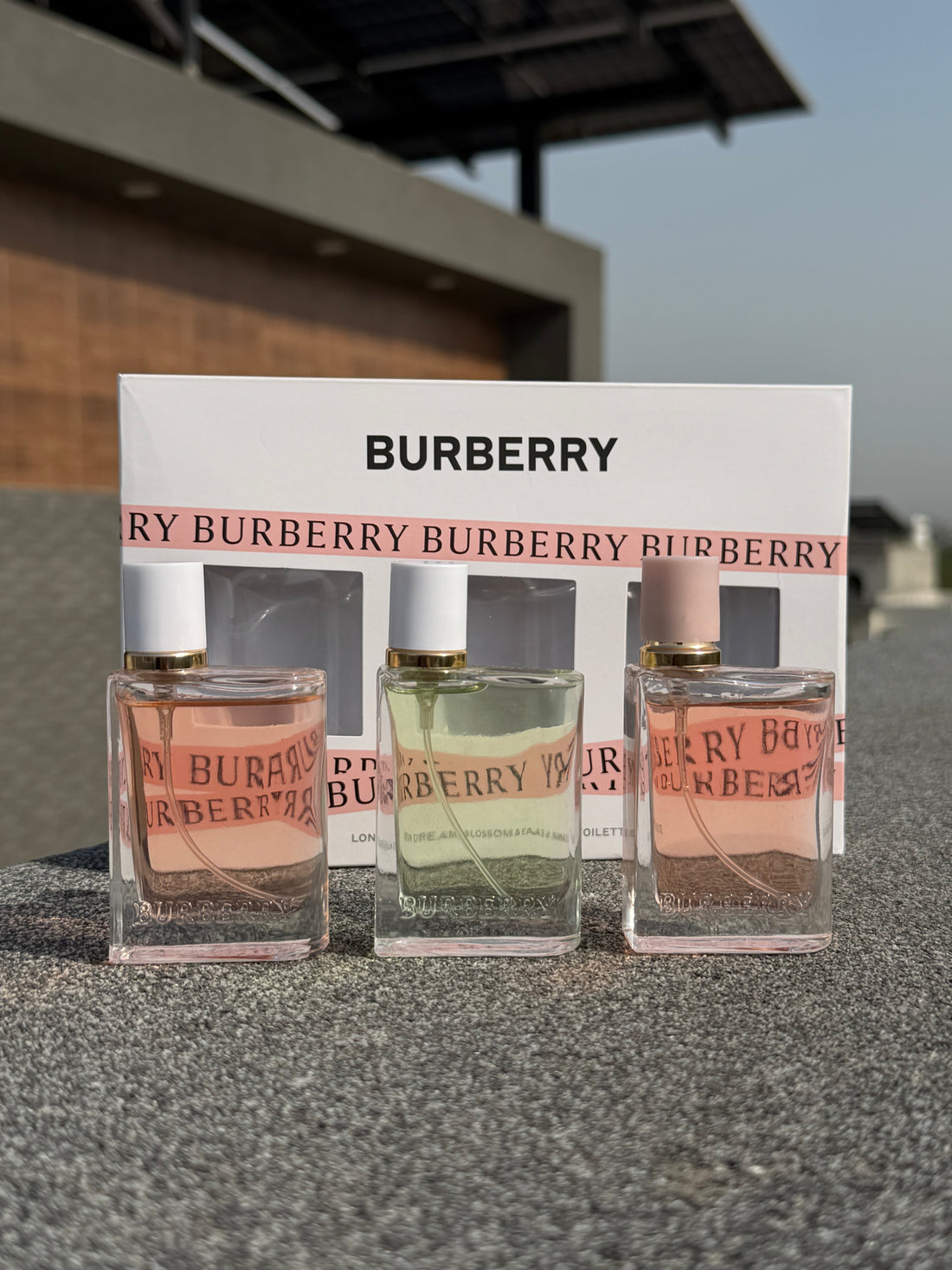 BURBERRY perfume set (london dream , blossom & eau de toilette )