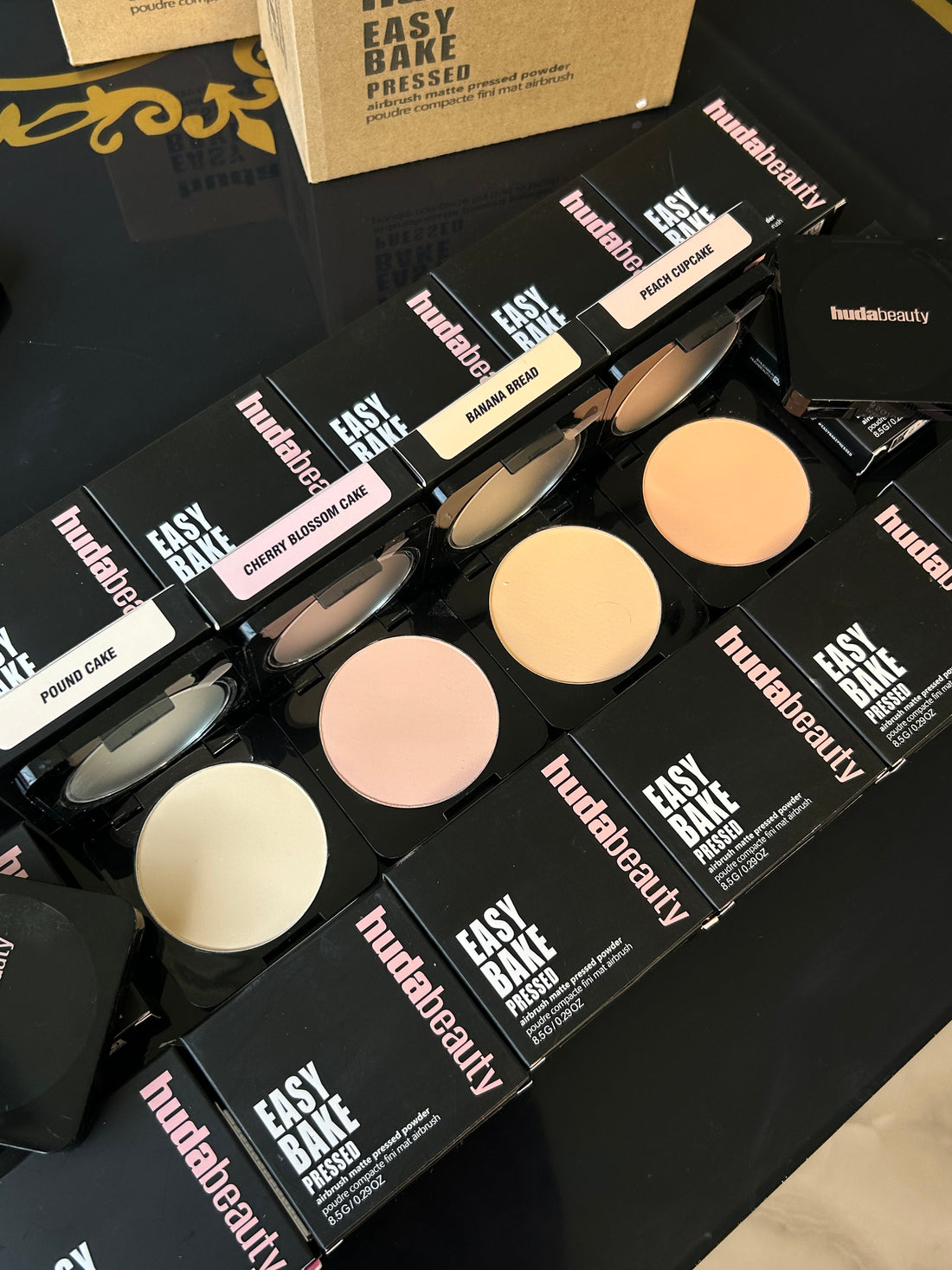 Easy Bake Pressed Powder – Huda Beauty