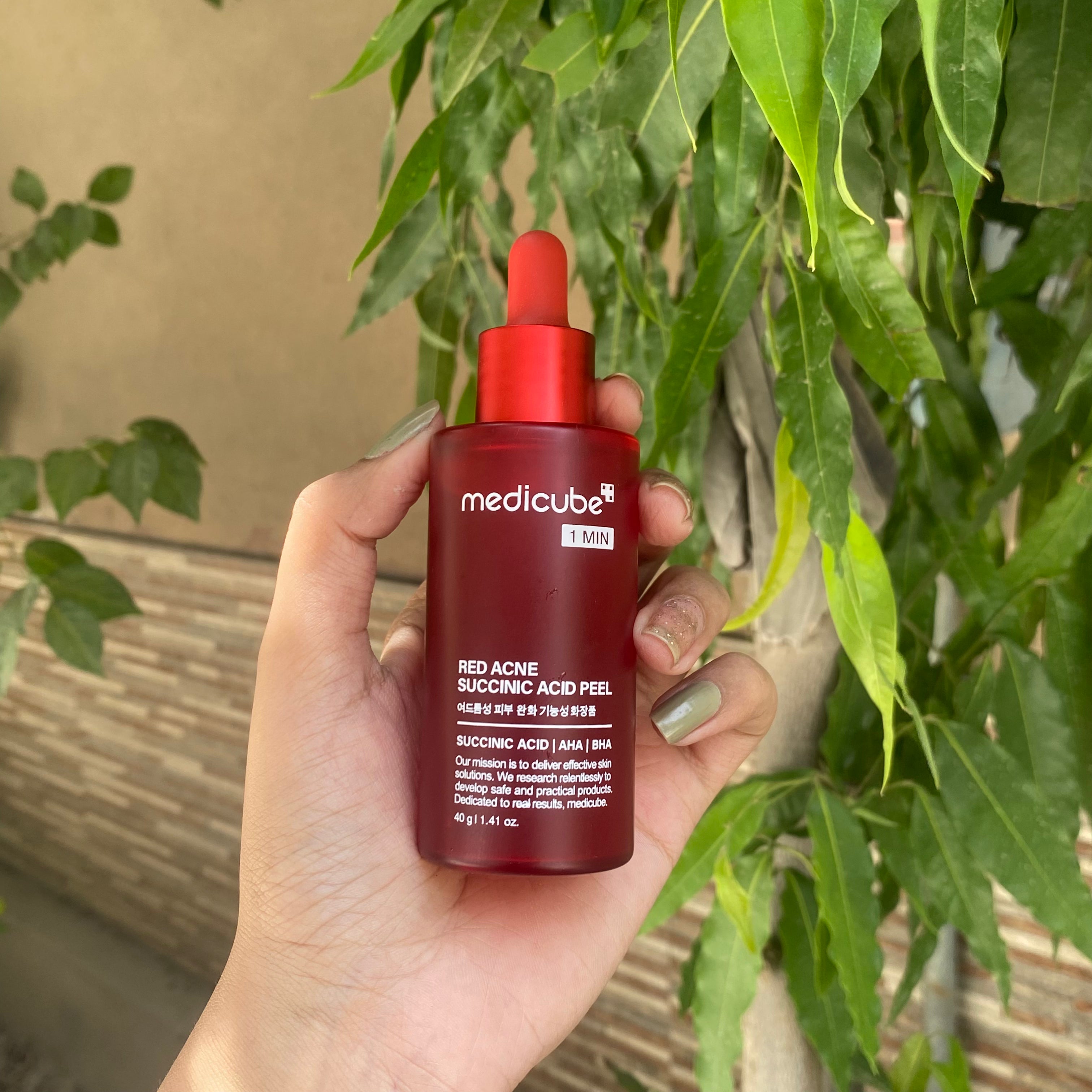 Medicube Red Acne Succinic Acid Peel 40g