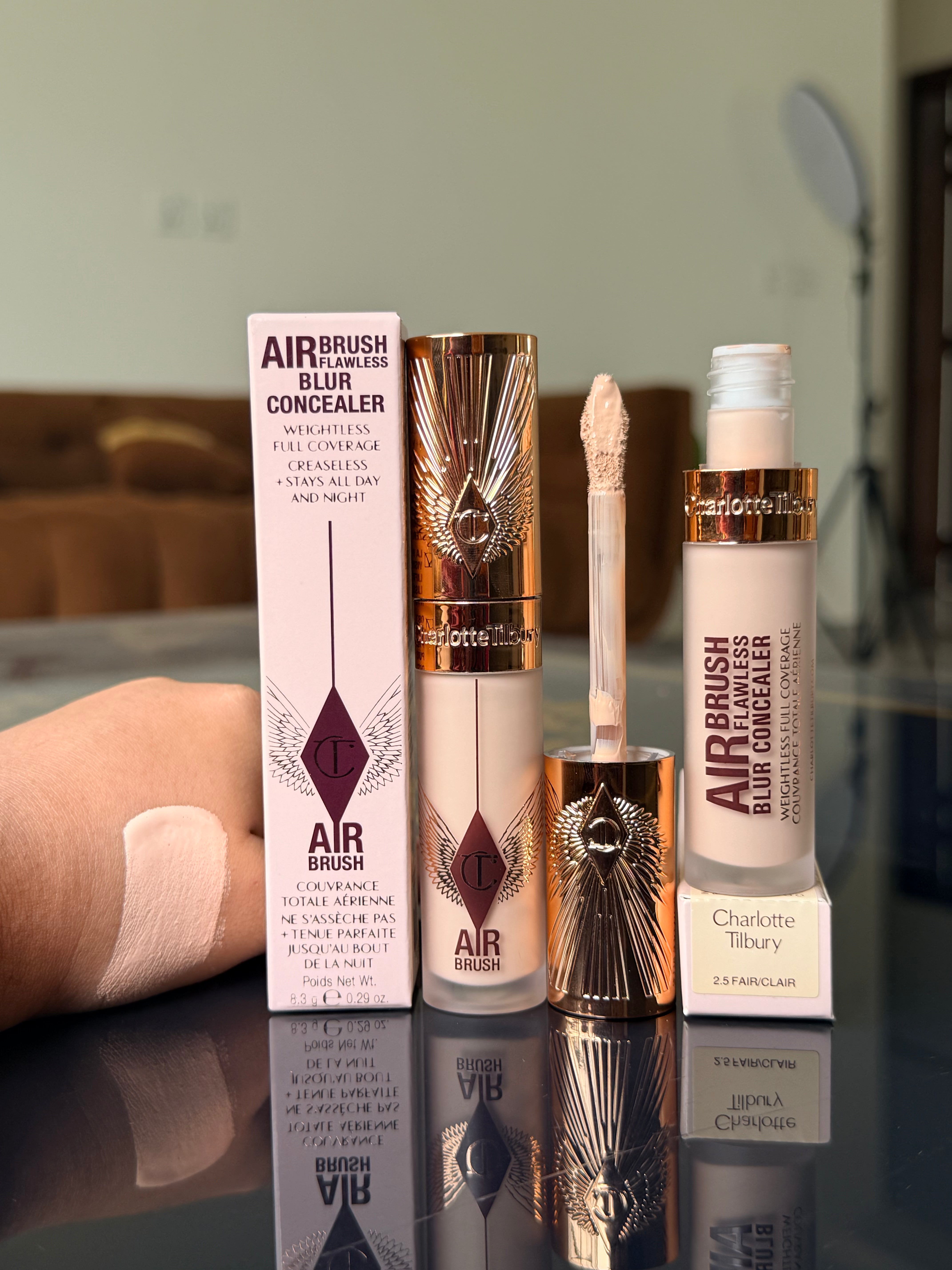 Charlottte Tilbury Air Brush Flawless Blur Concealer