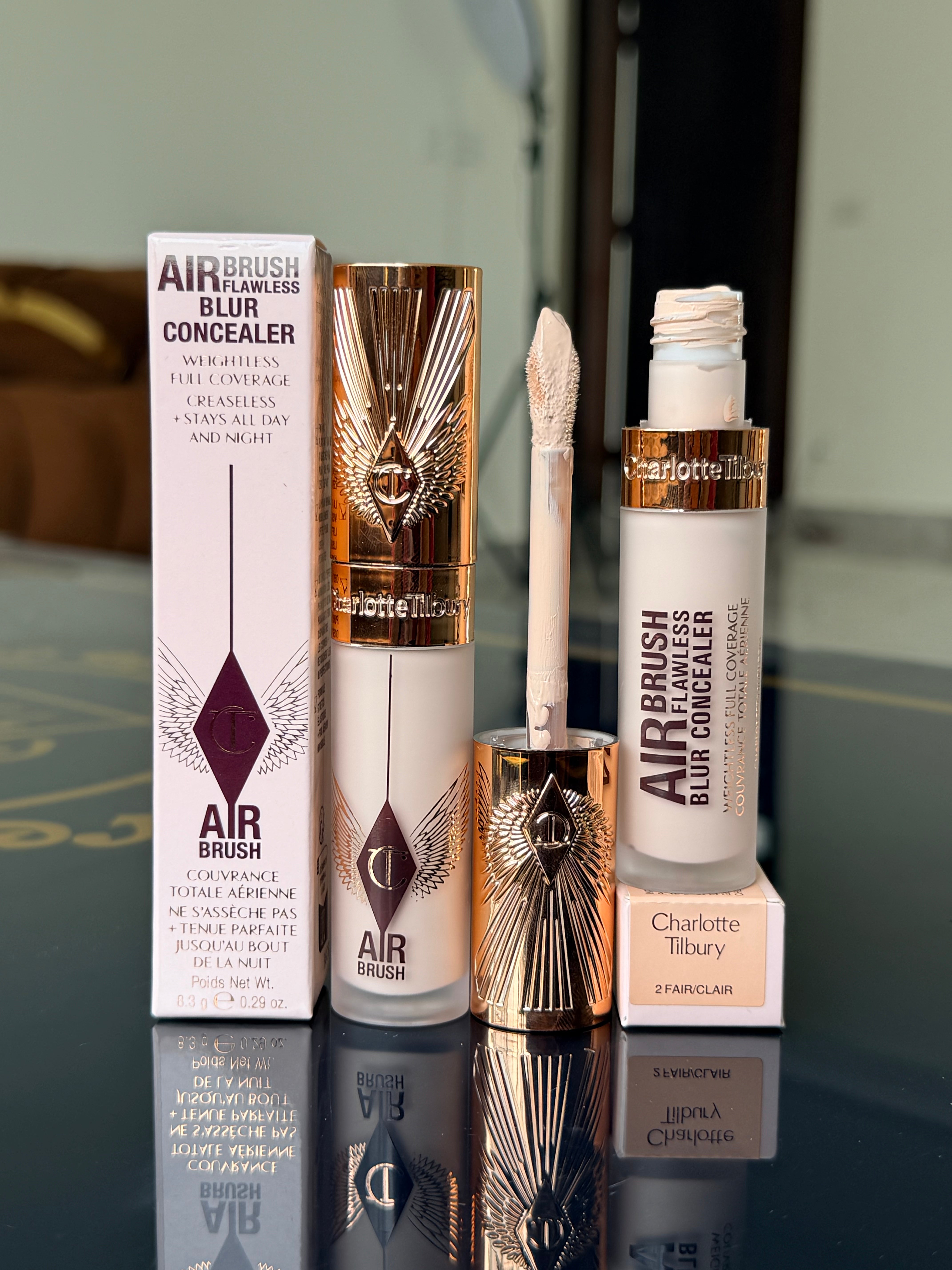 Charlottte Tilbury Air Brush Flawless Blur Concealer