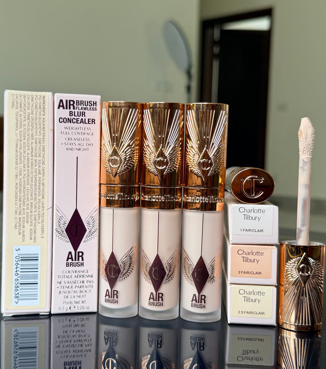 Charlottte Tilbury Air Brush Flawless Blur Concealer