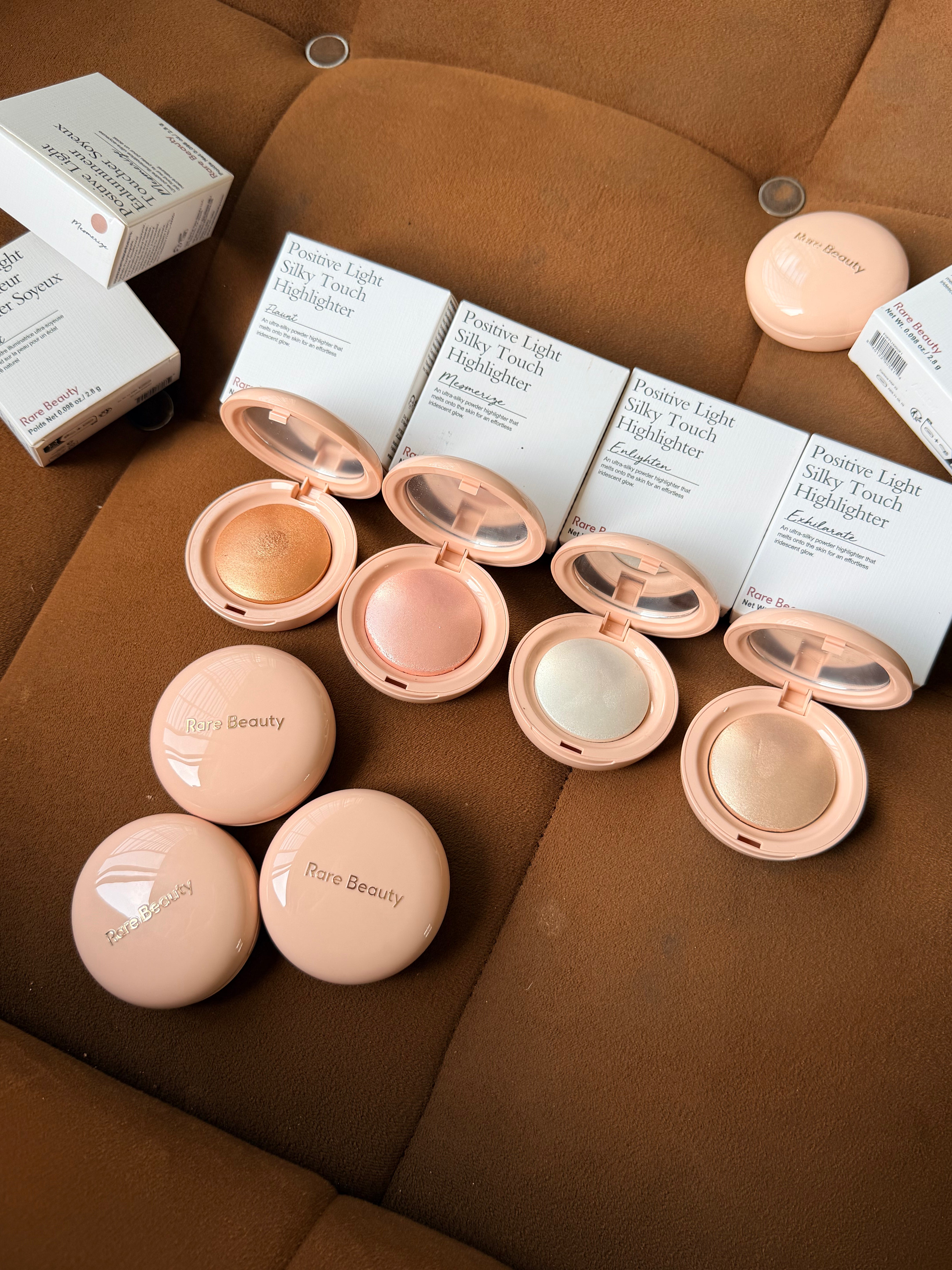 Rare Beauty Positive Light Silky Touch Highlighter