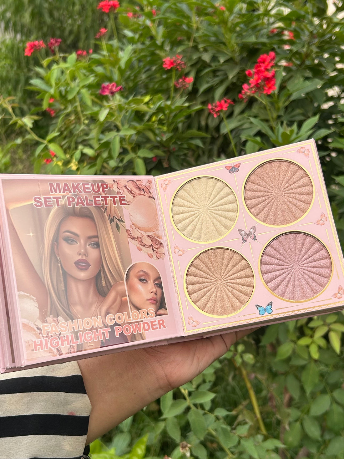 IGOODCO charming makeup set ( 7 pages )