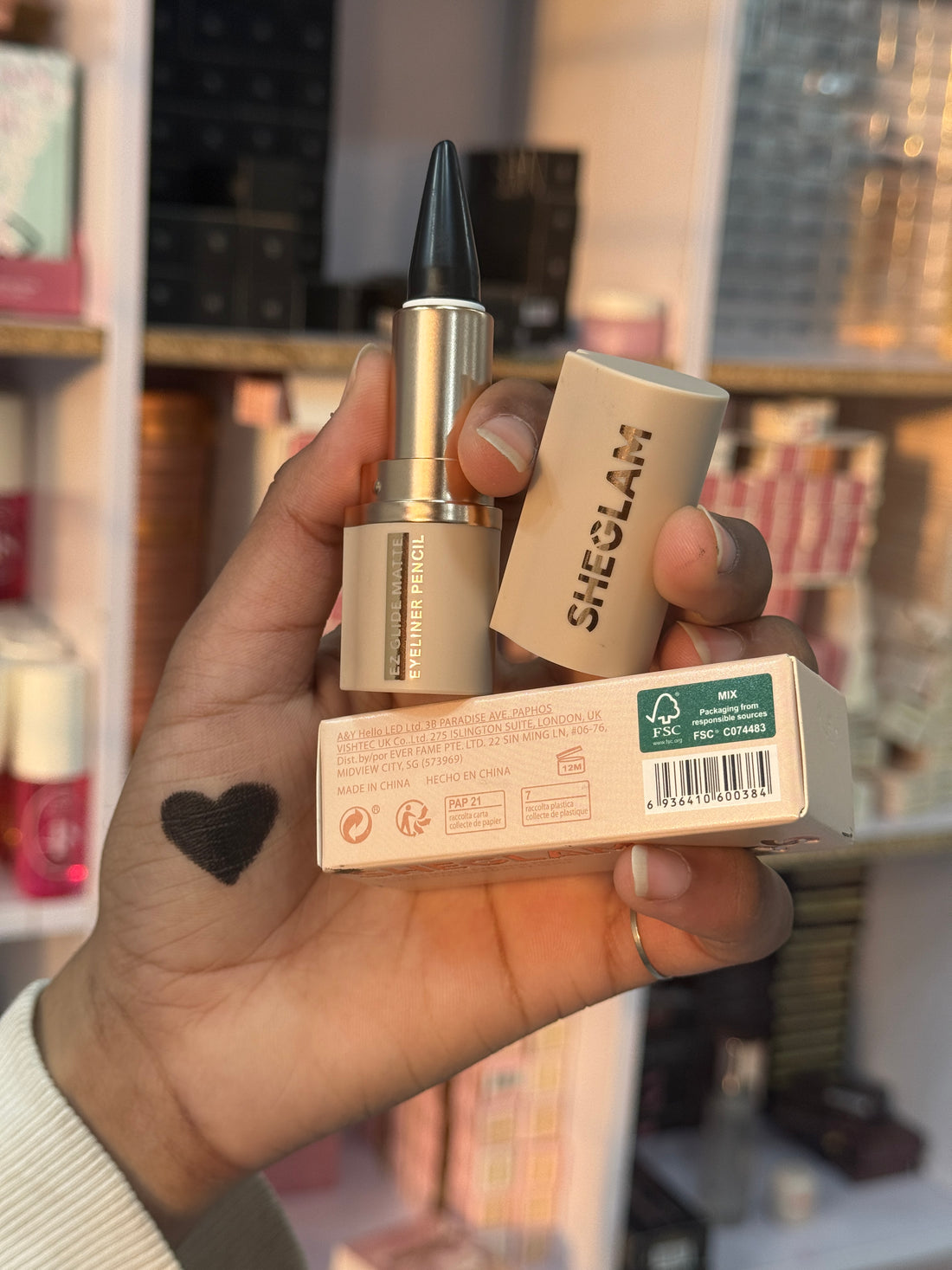 SHEGLAM EZ Glide Matte Eyeliner Pencil Highly Pigmented Black Smoky Eyes