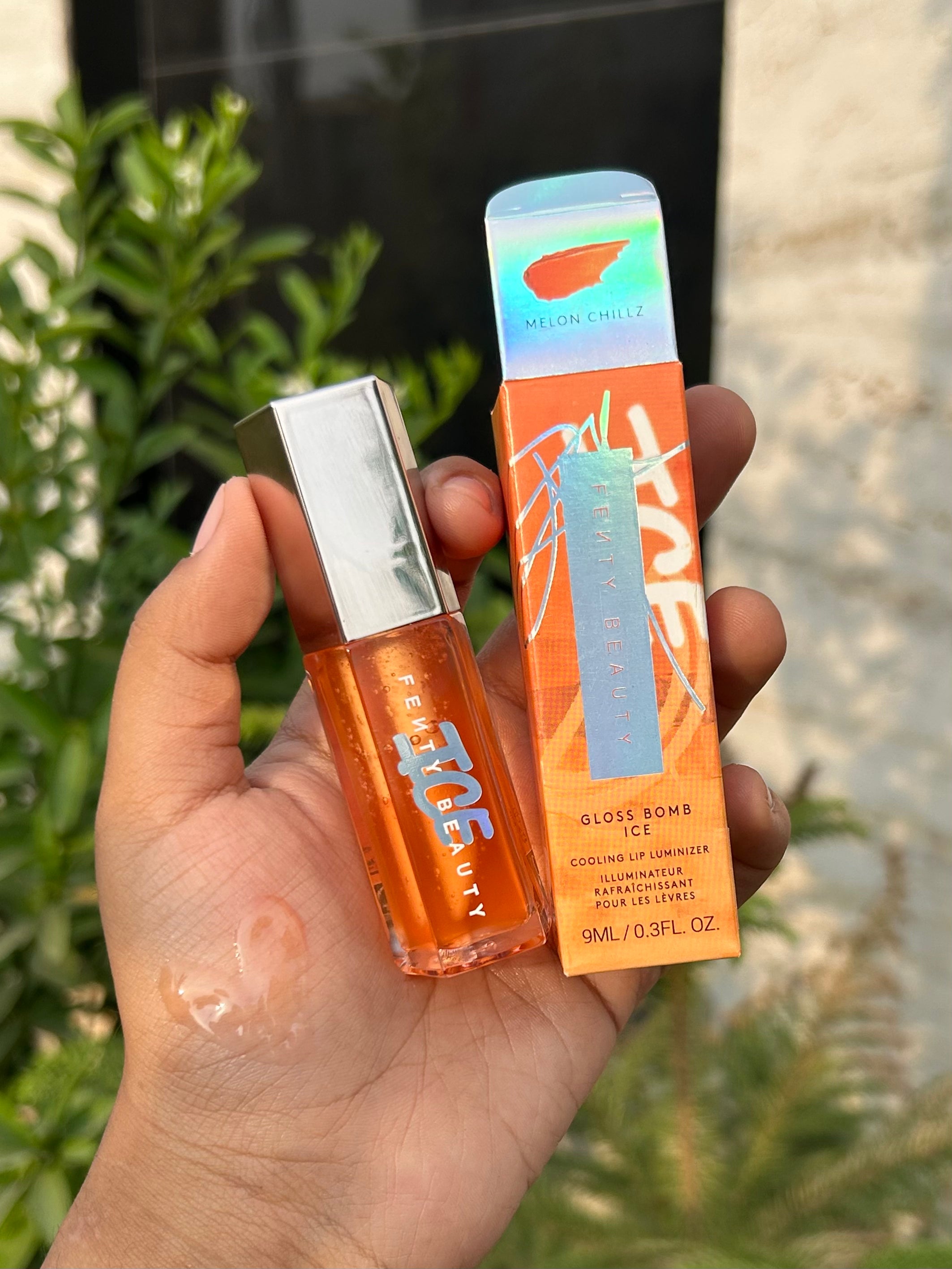 FENTY BEAUTY Gloss Bomb Ice Cooling Lip Luminizer