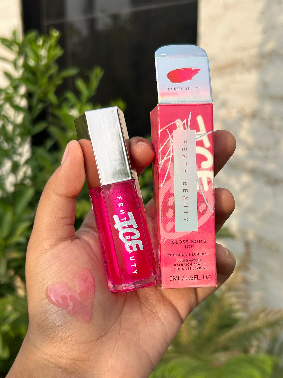 FENTY BEAUTY Gloss Bomb Ice Cooling Lip Luminizer