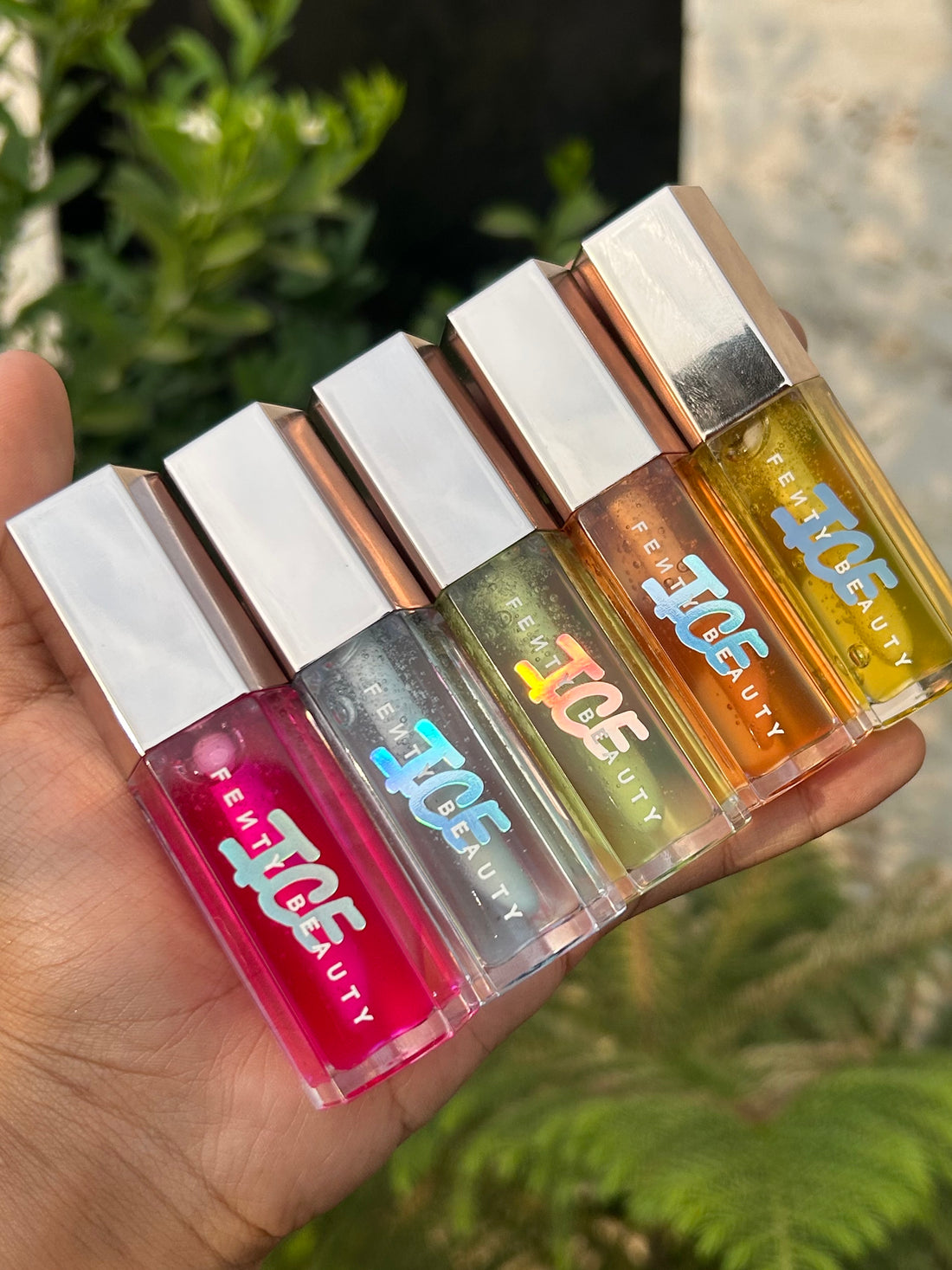 FENTY BEAUTY Gloss Bomb Ice Cooling Lip Luminizer