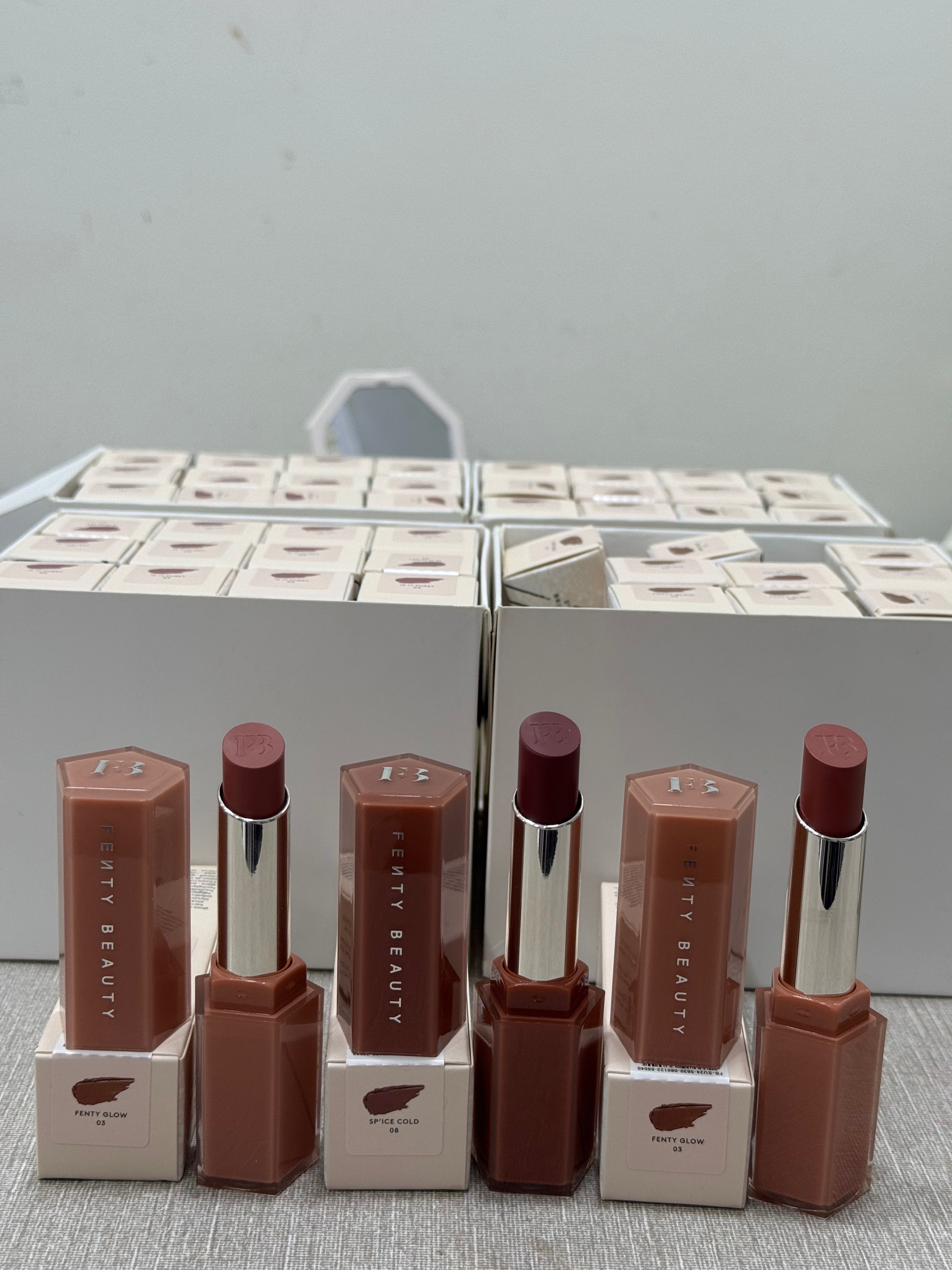 FENTY BEAUTY GLOSS BOMB LIPSTICK