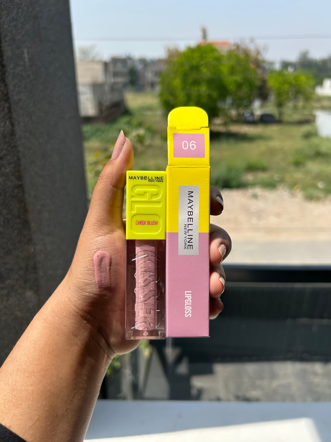[MAYBELLINE NEW YORK] GloKisser Liquid Cheek Blush and Lip Gloss