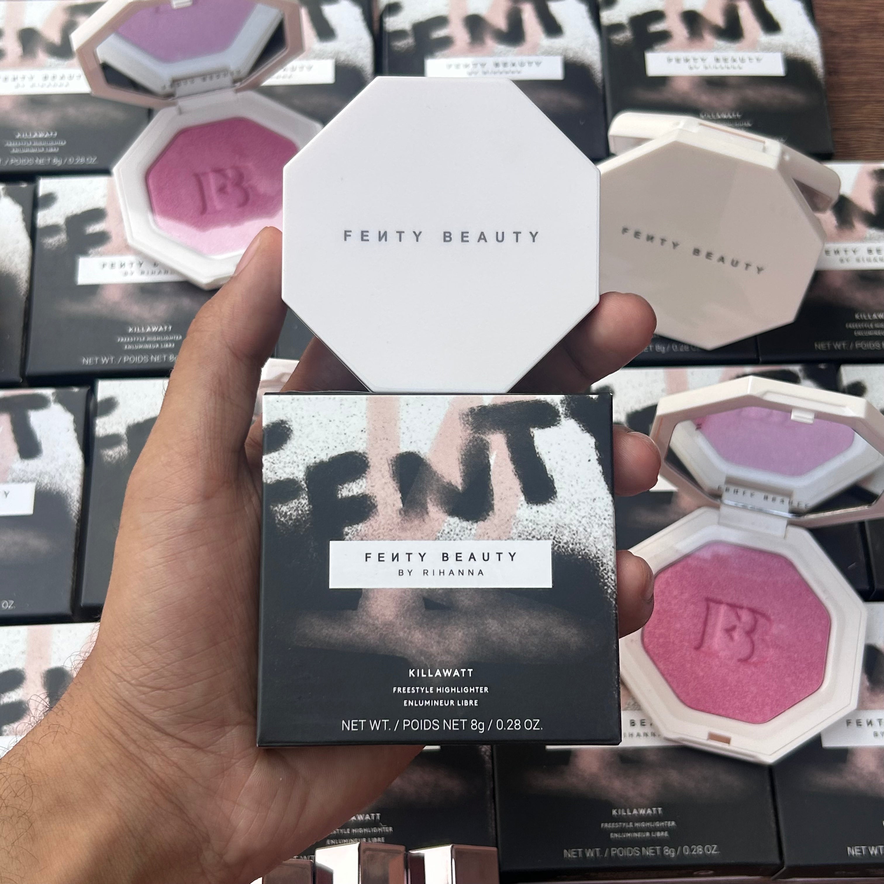 Fenty Beauty by Rihanna Killawatt Freestyle Highlighter