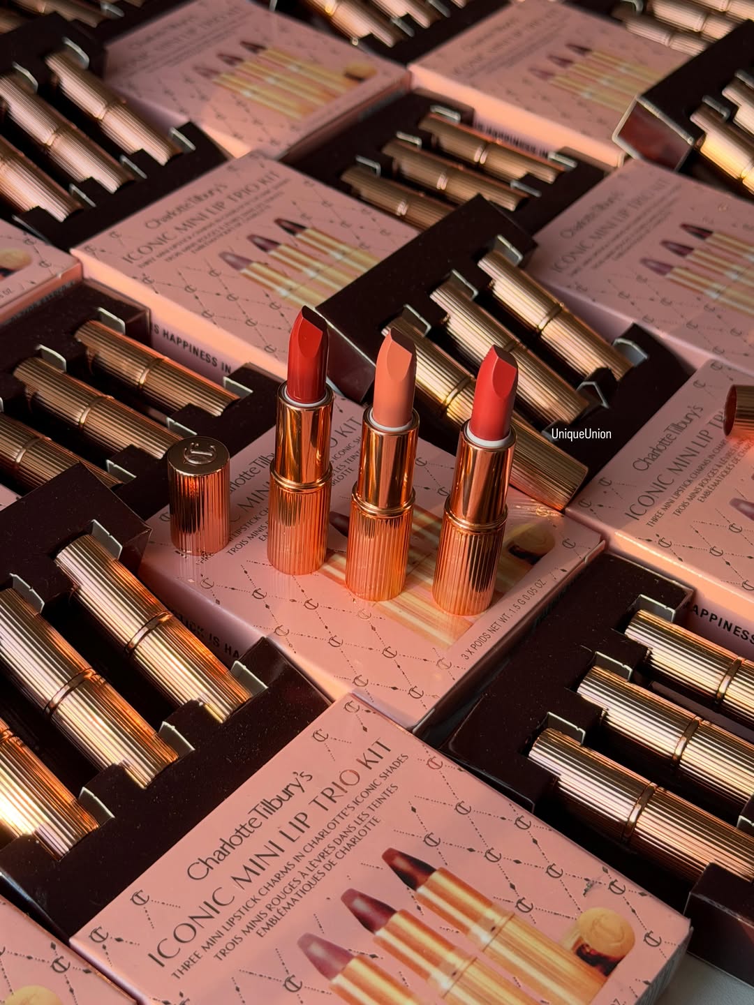 Charlotte Tilbury  Iconic Mini Lip Trio Set