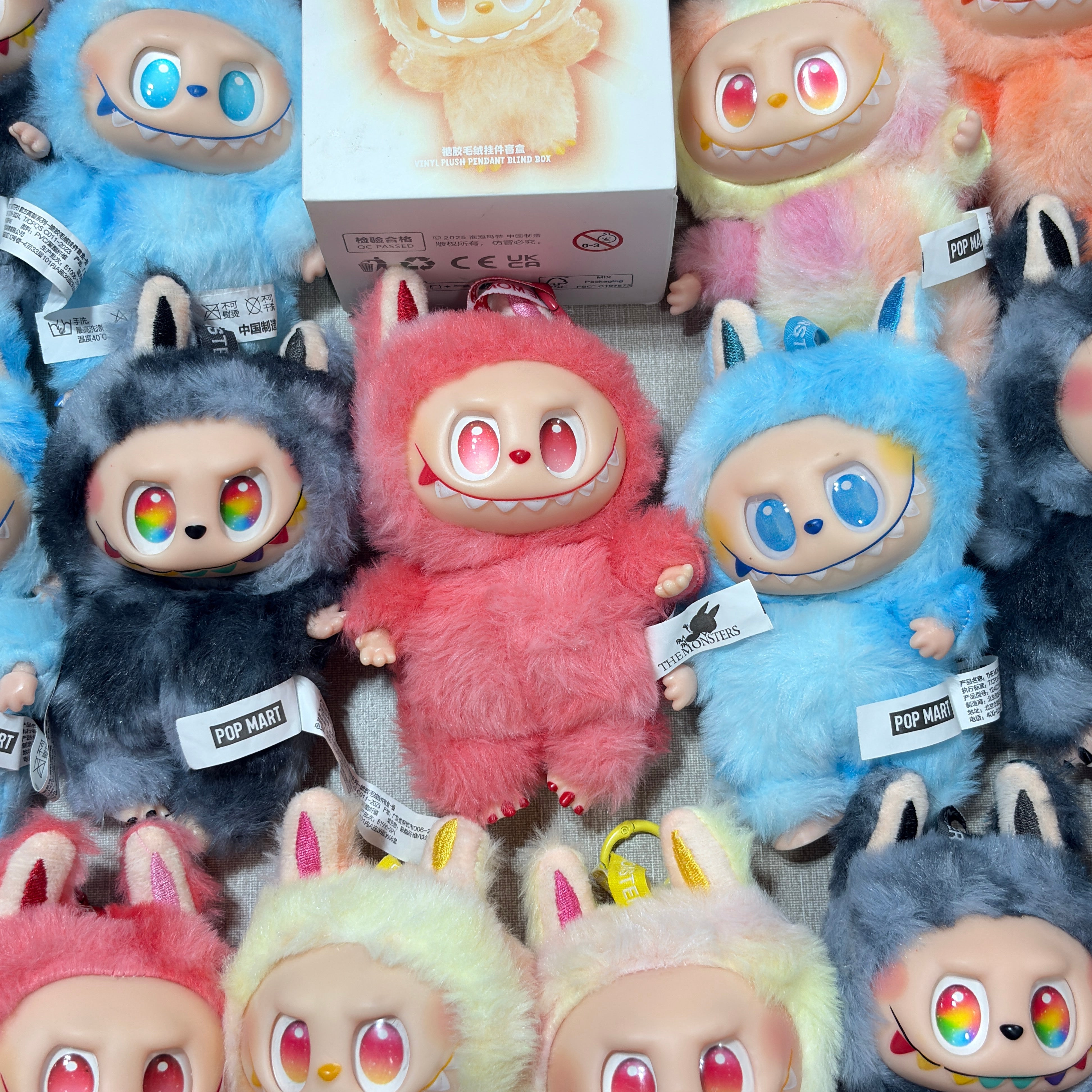 Labubu - (Pop Mart Original Stock)