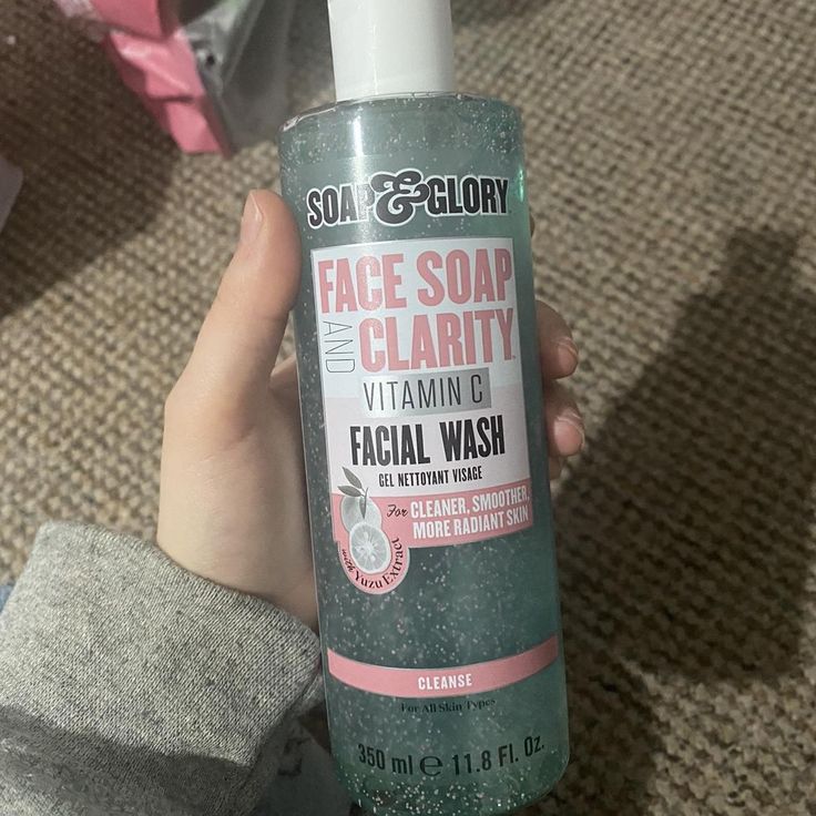Soap & Glory Face Soap & Clarity Vitamin C Facial Wash 350 Ml